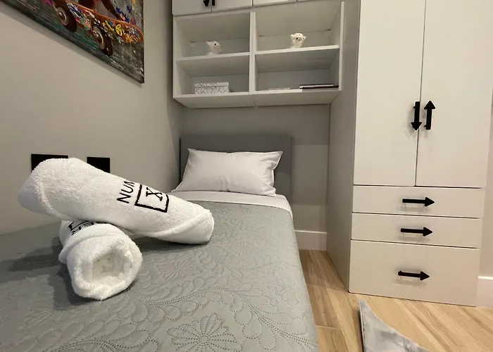 2 Bedroom Penthouse * オルビア