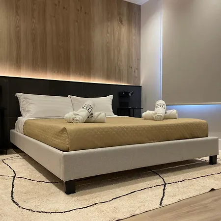 Appartement 2 Bedroom Penthouse *