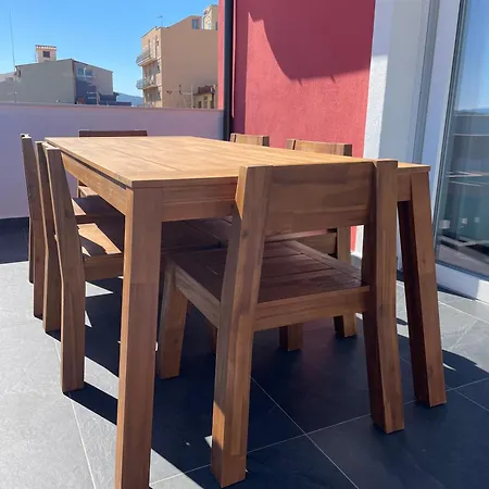 2 Bedroom Penthouse Appartamento *