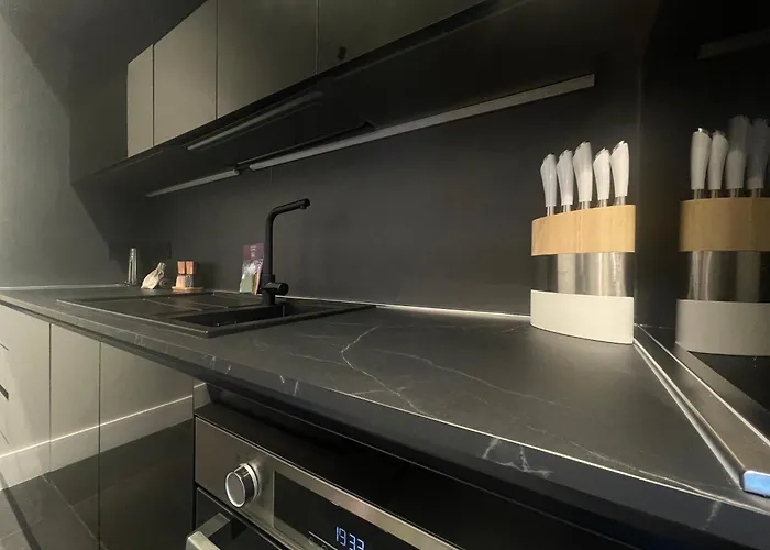2 Bedroom Penthouse 아파트