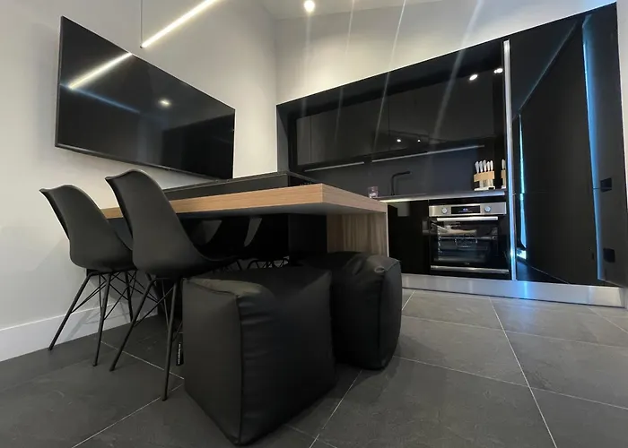 아파트 2 Bedroom Penthouse 올비아