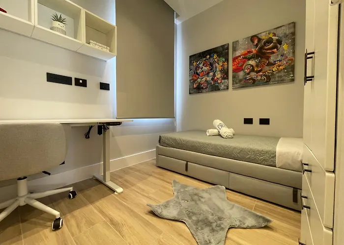 2 Bedroom Penthouse * 올비아